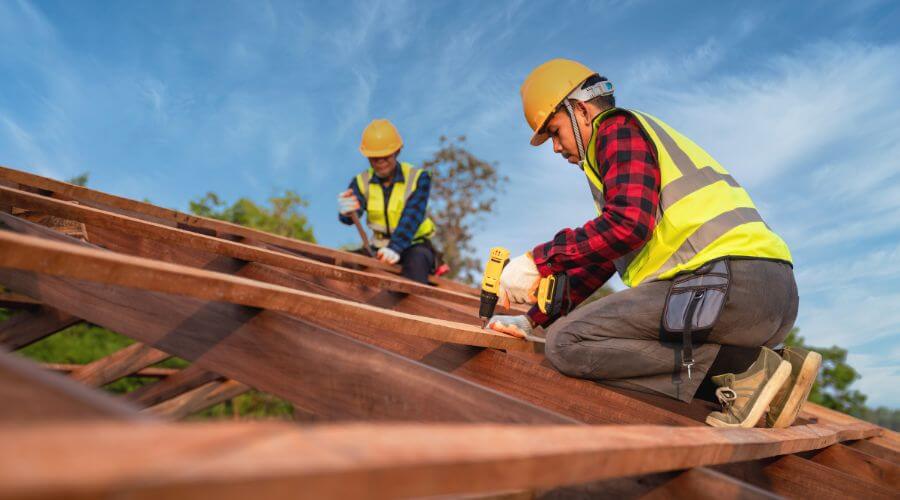 Professional Flat Roofing Installation services in Valders, WI